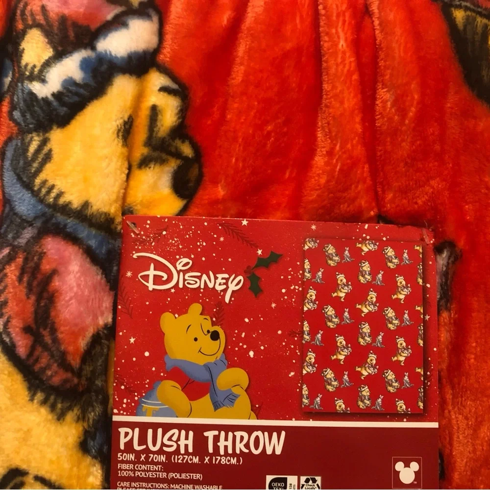 🎄 Winnie the Pooh & Piglet Christmas Throw Blanket